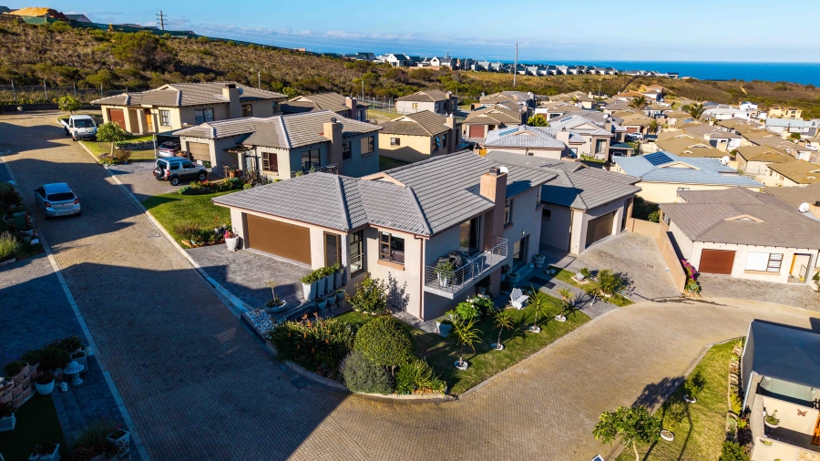 4 Bedroom Property for Sale in Seemeeu Park Western Cape